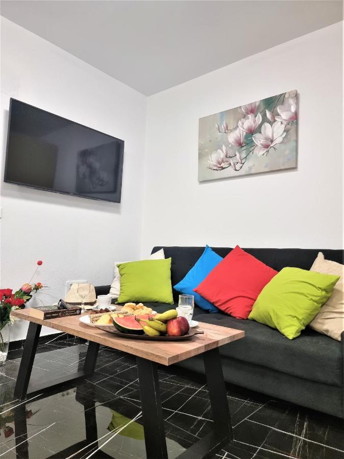 Istron Corner Apartments Ngoại thất bức ảnh