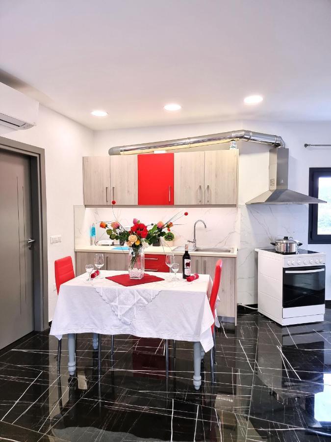 Istron Corner Apartments Ngoại thất bức ảnh